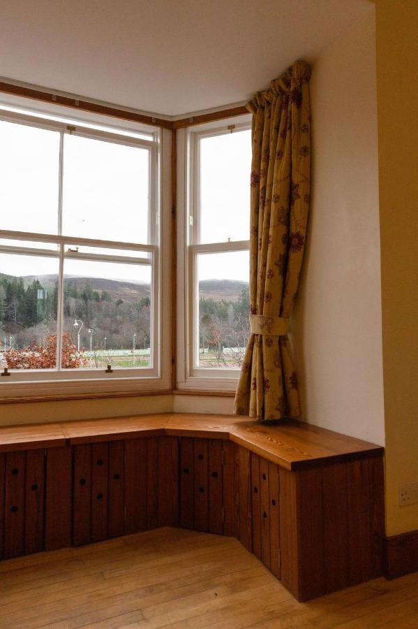 Schoolhouse Bed and Breakfast Ballater Buitenkant foto